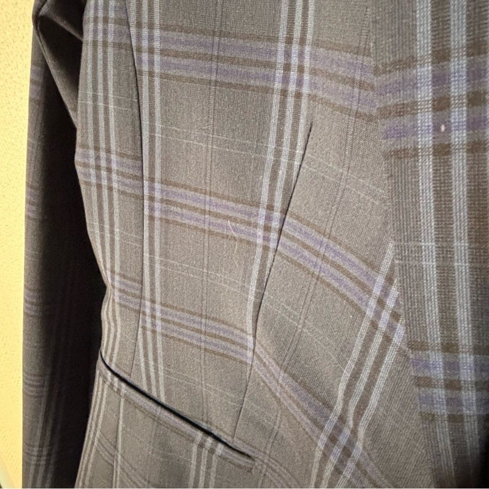 Banana Republic Sz 2P Classic Fit Blazer Plaid Shoulder Pads Buttoned Wool Blend - Picture 2 of 9